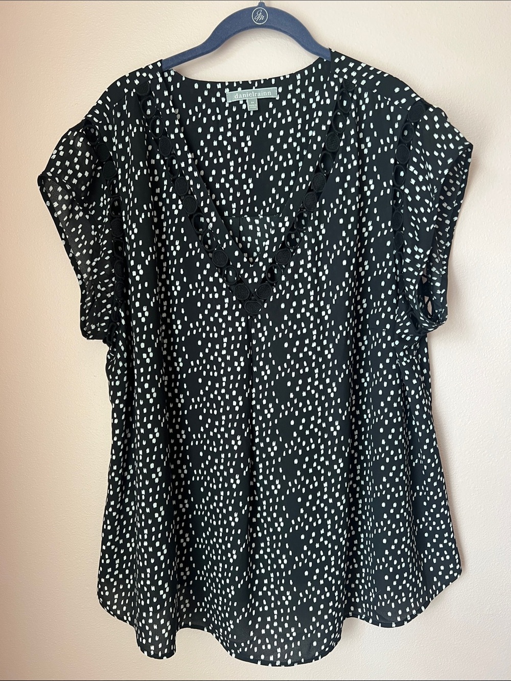 Daniel Rainn Black and White Dotted V-Neck Blouse